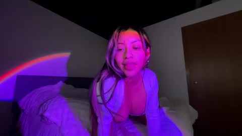 Latina Mami online show from 07/25/26, 04:54