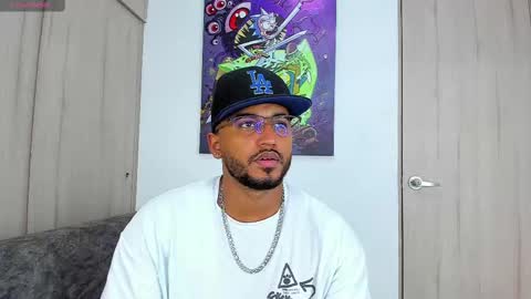 Snapshot of theblack_frank chatting on 03/08/25, 06:47 theblack_frank online show from 03/08/25, 06:47