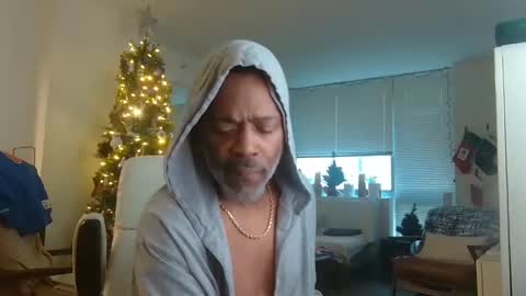 Snapshot of theblacklordmaster chatting on 01/02/25, 02:24 theblacklordmaster online show from 01/02/25, 02:24