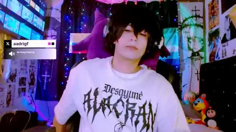 Snapshot of thebluesky_18 chatting on 07/18/26, 12:31 thebluesky_18 online show from 07/18/26, 12:31