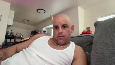 theBuzz777 online show from 12/17/25, 08:04