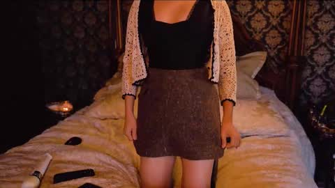 Joan online show from 11/26/25, 08:21