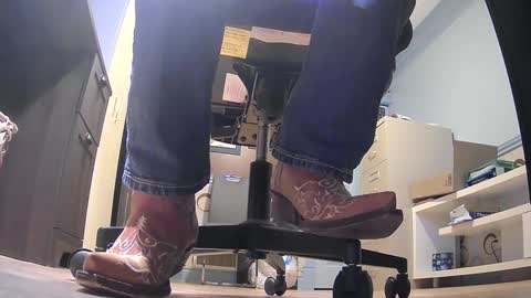 thecowboy_74 online show from 11/02/25, 03:42