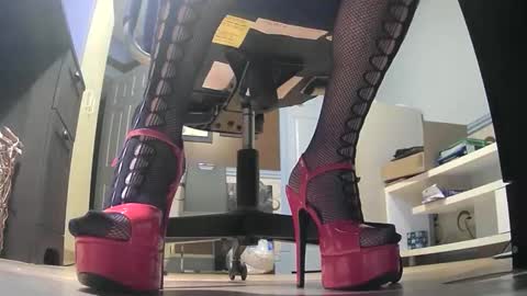 thecowboy_74 online show from 12/15/25, 03:22