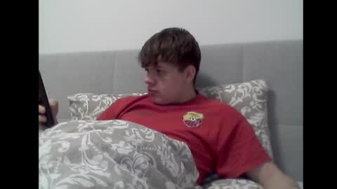 thecuteguy144949 online show from 02/15/25, 06:44