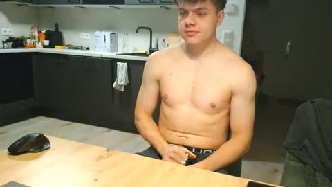 thecuteguy144949 online show from 11/15/25, 04:25