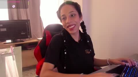Snapshot of thedevil_boobs chatting on 09/10/25, 01:33 Keiko online show from 09/10/25, 01:33
