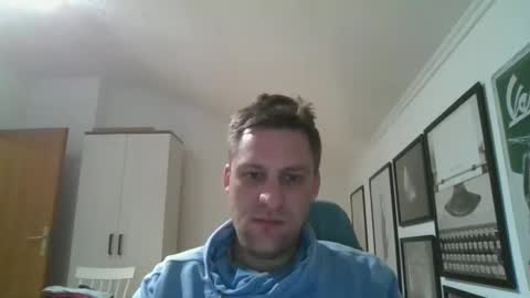 Snapshot of thedon2123 chatting on 12/30/24, 08:15 thedon2123 online show from 12/30/24, 08:15