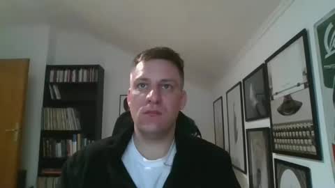 Snapshot of thedon2123 chatting on 02/26/25, 06:21 thedon2123 online show from 02/26/25, 06:21