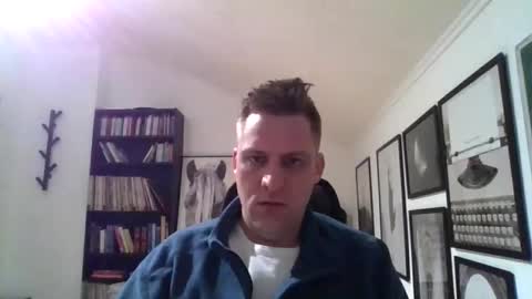 Snapshot of thedon2123 chatting on 02/02/26, 03:44 thedon2123 online show from 02/02/26, 03:44