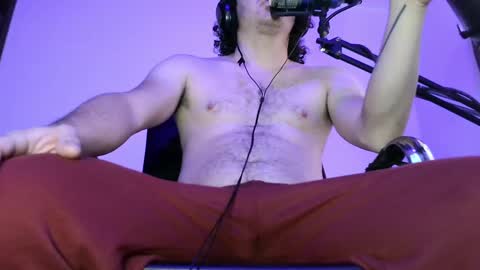 Snapshot of thefetishlord chatting on 12/10/24, 11:54 Seb online show from 12/10/24, 11:54