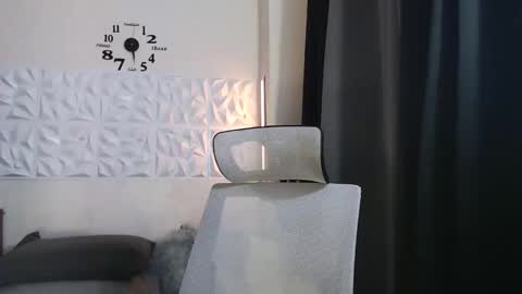 Snapshot of thefriskyasian chatting on 12/16/24, 12:38 Jaycee online show from 12/16/24, 12:38