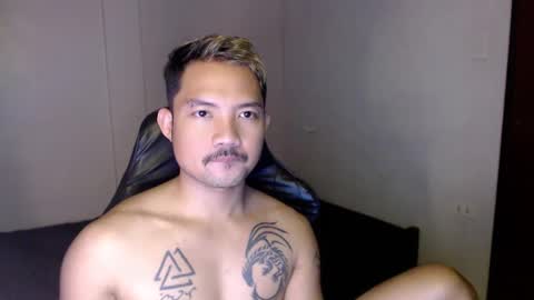 Snapshot of thefriskyasian chatting on 01/25/25, 09:46 Jaycee online show from 01/25/25, 09:46