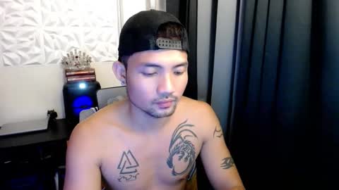 Snapshot of thefriskyasian chatting on 09/12/25, 03:12 Jaycee online show from 09/12/25, 03:12