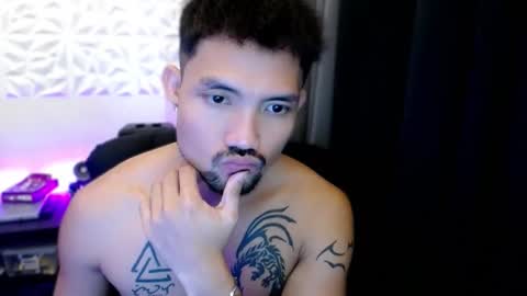 Snapshot of thefriskyasian chatting on 10/10/25, 04:11 Jaycee online show from 10/10/25, 04:11