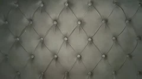 Elle  dont forget to folloW me and thumbs up online show from 04/22/26, 02:03