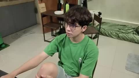 Green online show from 02/06/26, 07:17