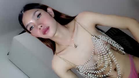 Snapshot of thehornygirl_laisa chatting on 09/14/25, 03:27 laisa online show from 09/14/25, 03:27