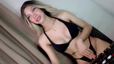 Snapshot of thehornygirl_laisa chatting on 10/09/25, 05:27 laisa online show from 10/09/25, 05:27