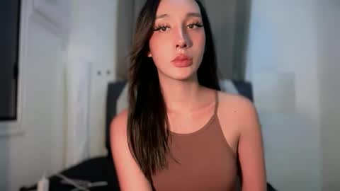 Snapshot of thehornyjane chatting on 09/11/25, 04:40 JANE online show from 09/11/25, 04:40