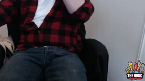 Snapshot of thehunghandyman chatting on 05/11/26, 11:35 TheHungHandyman online show from 05/11/26, 11:35
