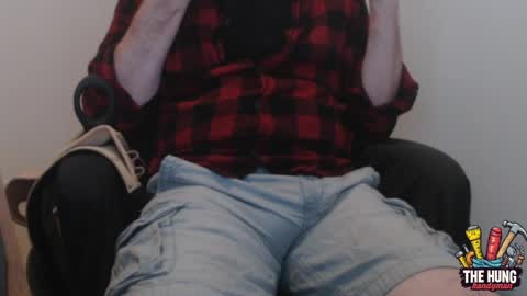Snapshot of thehunghandyman chatting on 05/27/26, 01:57 TheHungHandyman online show from 05/27/26, 01:57