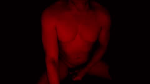 Snapshot of thehungmantis chatting on 10/13/25, 05:29 thehungmantis online show from 10/13/25, 05:29