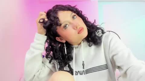 Theia  online show from 01/30/25, 12:59