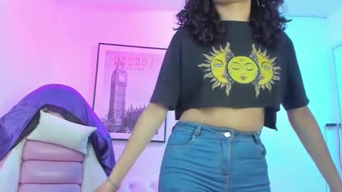 Theia  online show from 02/09/25, 12:30