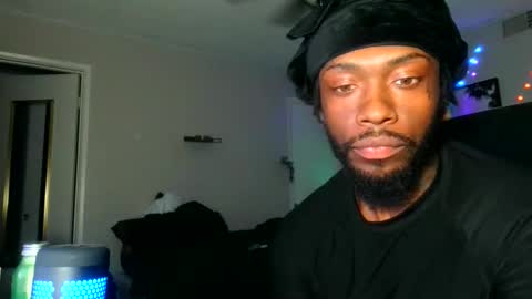 Snapshot of theinceptioncouple444 chatting on 10/27/25, 12:58 IXMCOUPLE444 online show from 10/27/25, 12:58