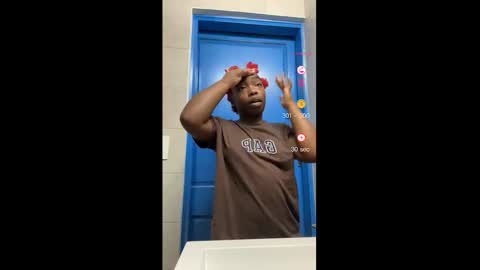 Snapshot of thejaderavixen chatting on 12/20/25, 09:00 Jadera online show from 12/20/25, 09:00