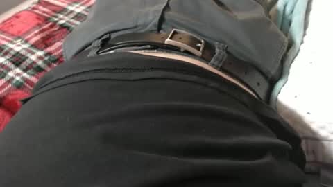 Snapshot of thejerk1974 chatting on 10/30/25, 09:37 Liam online show from 10/30/25, 09:37