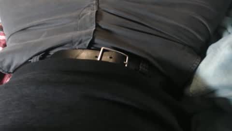 Liam online show from 11/17/25, 08:36