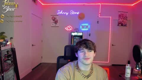 Snapshot of thejohnnystone chatting on 02/05/25, 01:15 Johnny Stone online show from 02/05/25, 01:15