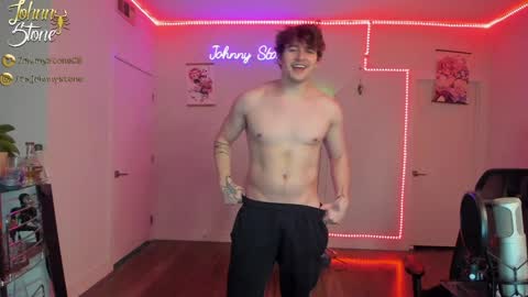 Snapshot of thejohnnystone chatting on 02/08/25, 01:11 Johnny Stone online show from 02/08/25, 01:11