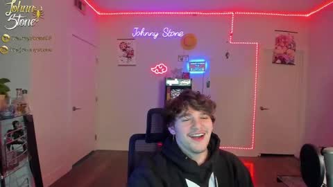 Snapshot of thejohnnystone chatting on 02/11/25, 01:10 Johnny Stone online show from 02/11/25, 01:10