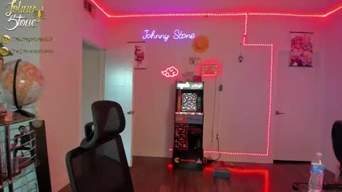 Snapshot of thejohnnystone chatting on 03/02/25, 01:15 Johnny Stone online show from 03/02/25, 01:15