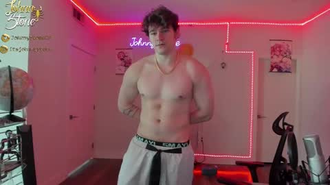 Snapshot of thejohnnystone chatting on 03/07/25, 12:15 Johnny Stone online show from 03/07/25, 12:15