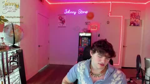 Snapshot of thejohnnystone chatting on 03/10/25, 12:18 Johnny Stone online show from 03/10/25, 12:18