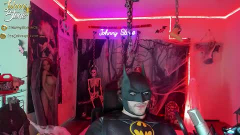 Snapshot of thejohnnystone chatting on 10/10/25, 11:48 Johnny Stone online show from 10/10/25, 11:48