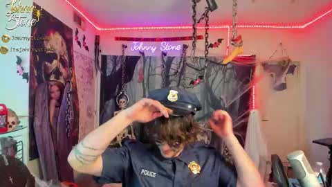 Snapshot of thejohnnystone chatting on 10/21/25, 12:11 Johnny Stone online show from 10/21/25, 12:11