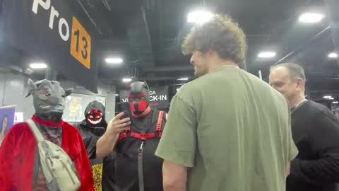 Snapshot of thejohnnystone chatting on 10/24/25, 10:17 Johnny Stone online show from 10/24/25, 10:17