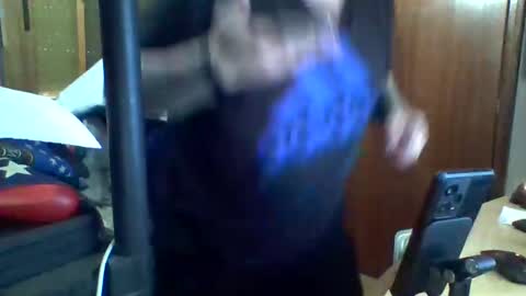 Snapshot of thekier chatting on 01/05/25, 03:13 thekier online show from 01/05/25, 03:13