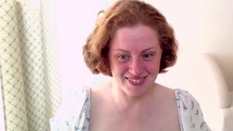 Ella online show from 09/25/25, 07:34