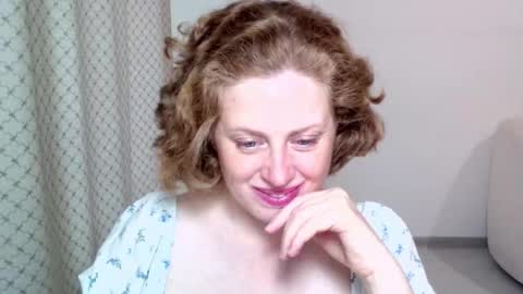 Ella online show from 10/14/25, 07:53