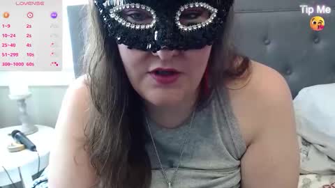 Lacey online show from 05/27/26, 01:19