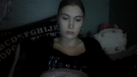 Snapshot of thelittlebambii chatting on 12/22/24, 11:09 Little Bambii online show from 12/22/24, 11:09