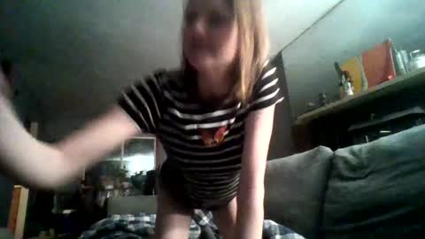 Snapshot of thelovecreep chatting on 01/28/25, 07:22 lovecreep online show from 01/28/25, 07:22