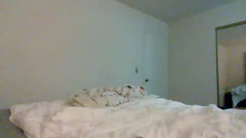 lovecreep online show from 11/10/25, 03:49