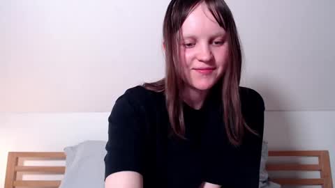 Maddi...   online show from 03/06/25, 06:16